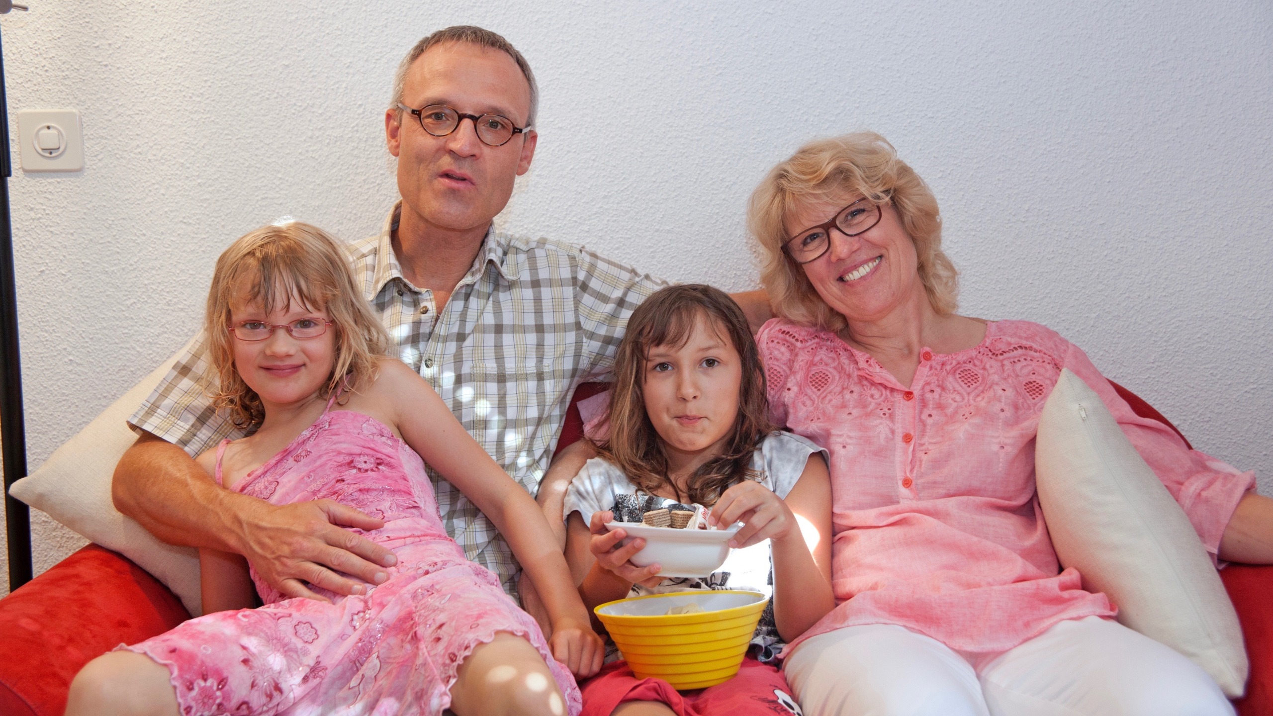 Rivella, Chips und Cervelat