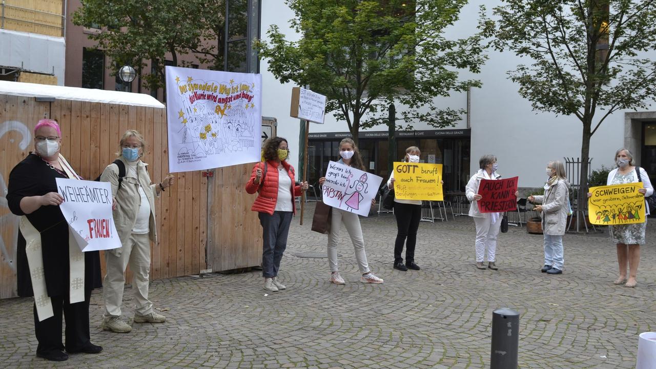 Frauen drängen auf Veränderung
