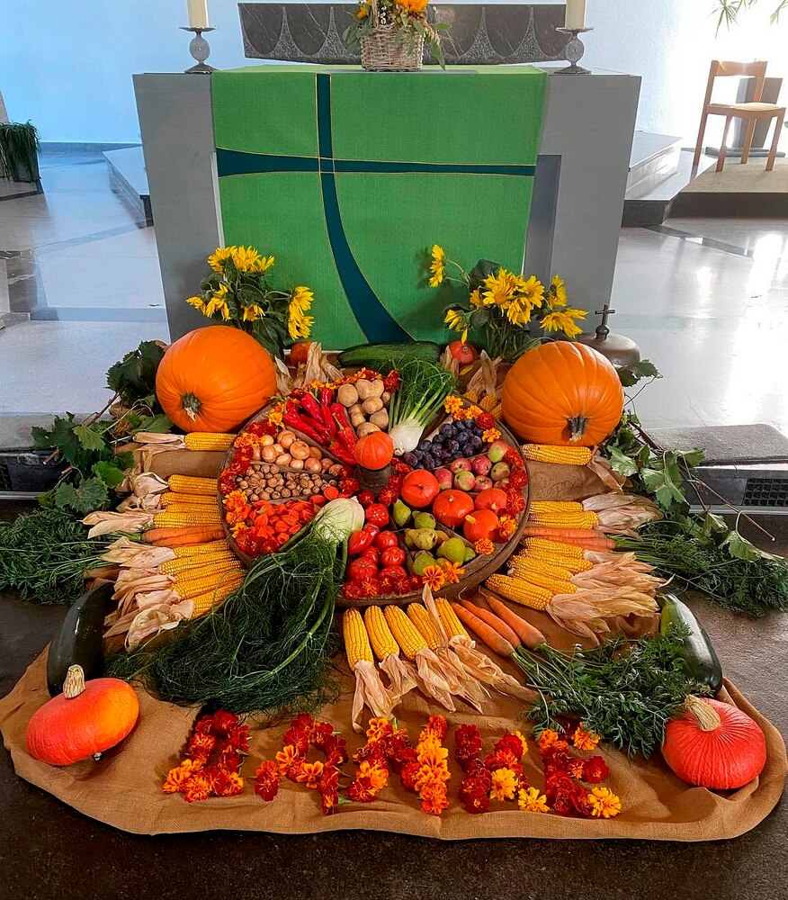 Erntedank- und
Bettagsgottesdienst
in Schwaderloch