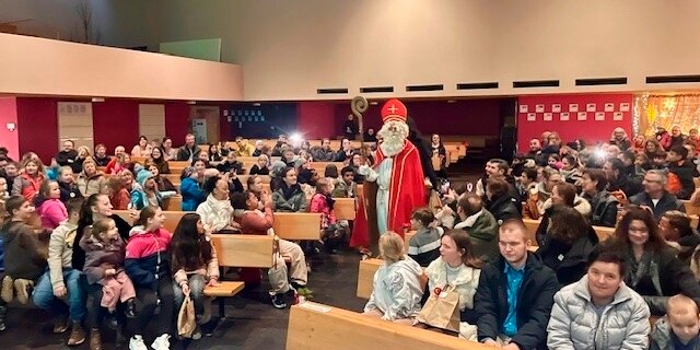 De Samichlaus bsuecht Oberentfelden