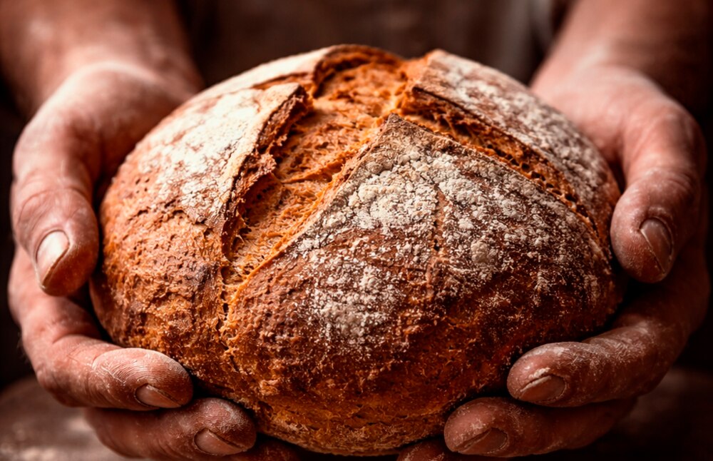 Gottesdienste mit Segnungen Kerzenweihe — Blasiussegen — Segnung des Agathabrotes