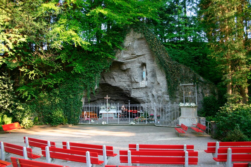 Lourdes Grotte Mai 2026