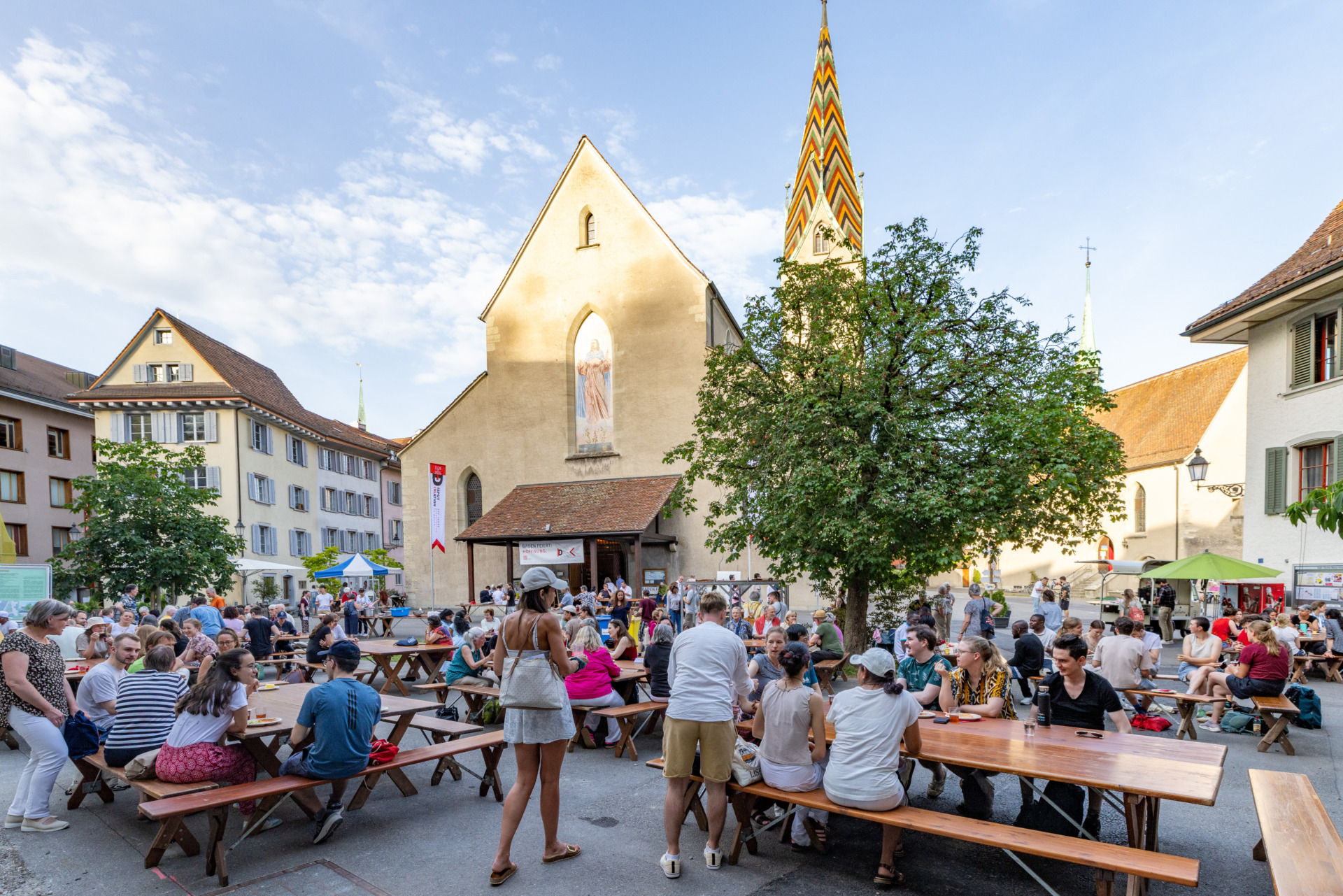 500 Jahre später sitzen alle zusammen