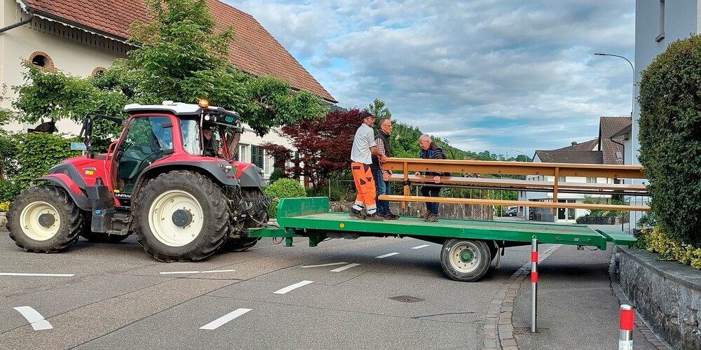 Provisorische Entfernung der ersten Kirchenbank