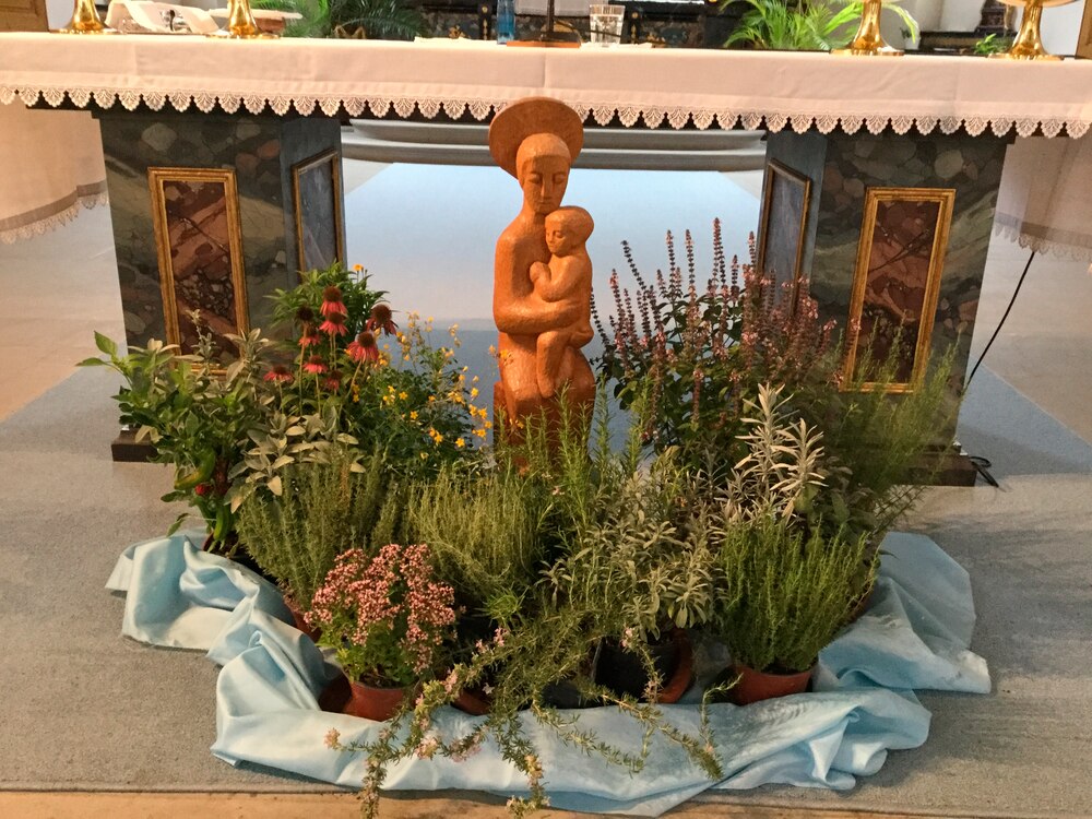 Kräutersegnung am Fest Maria Himmelfahrt