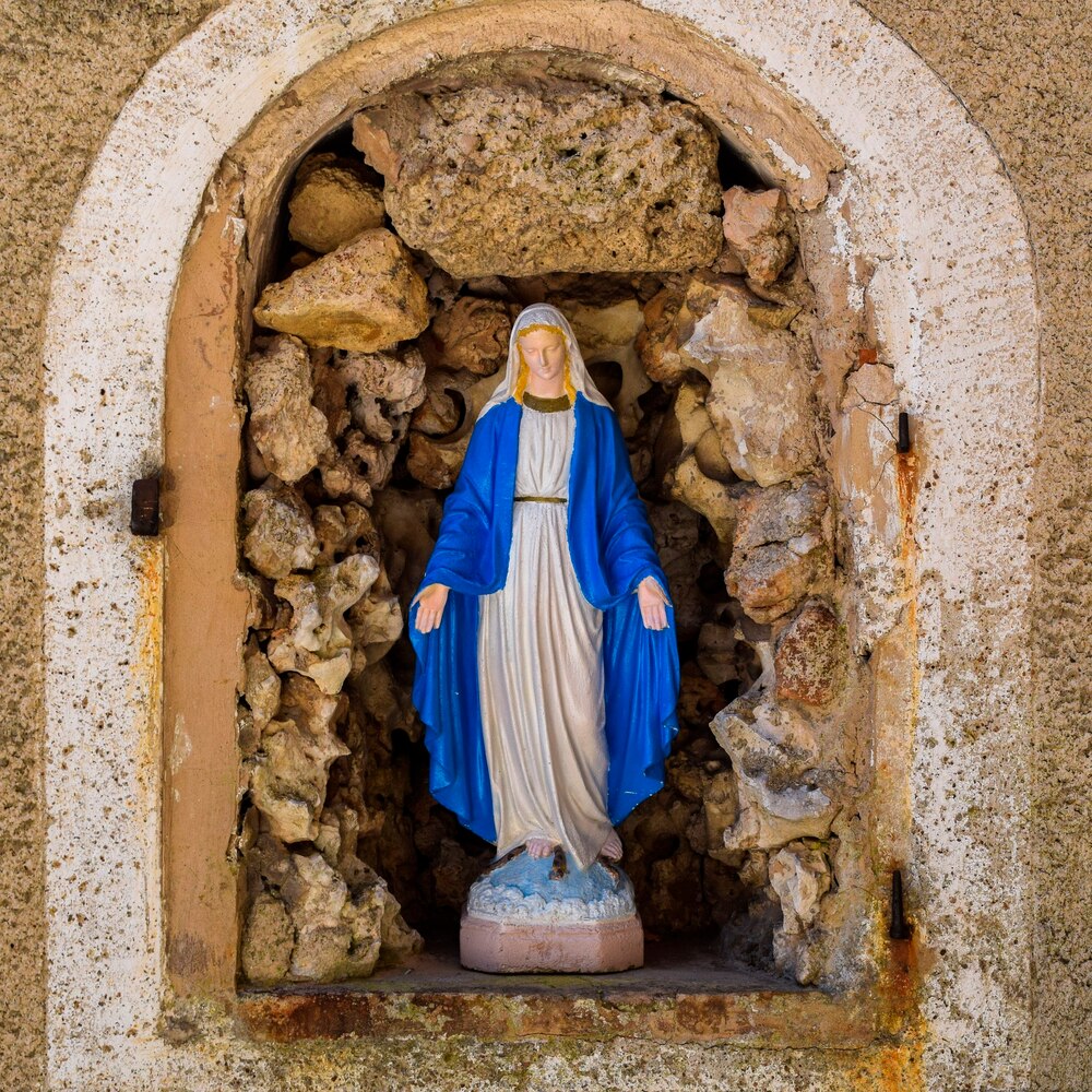 Herzliche Einladung zur
Eucharistiefeier an Mariä
Himmelfahrt