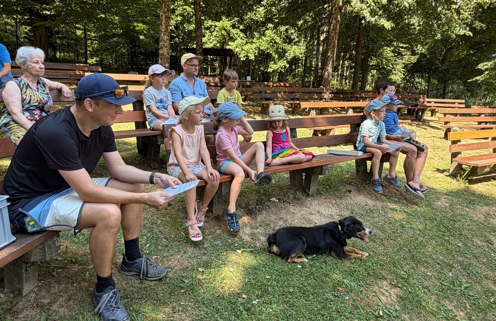 Herzliche Kindersegnung auf dem Achenberg