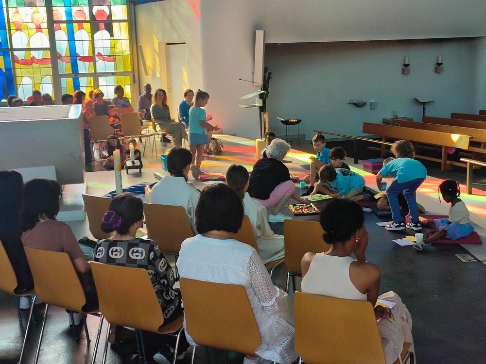 Gottesdienst “Fiire mit Chlii und Gross”