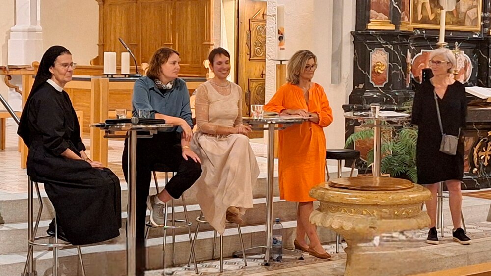 Frauen führen Kirche gleichberechtigt
